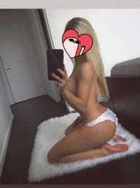 Atakent Escort Bayan Partner: Sarışın, Alımlı ve Çekici