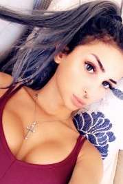 samsun 20 yaşlı escort Almina