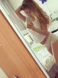 Terme'ye Özgü Büyüleyici bir Escort Bayan